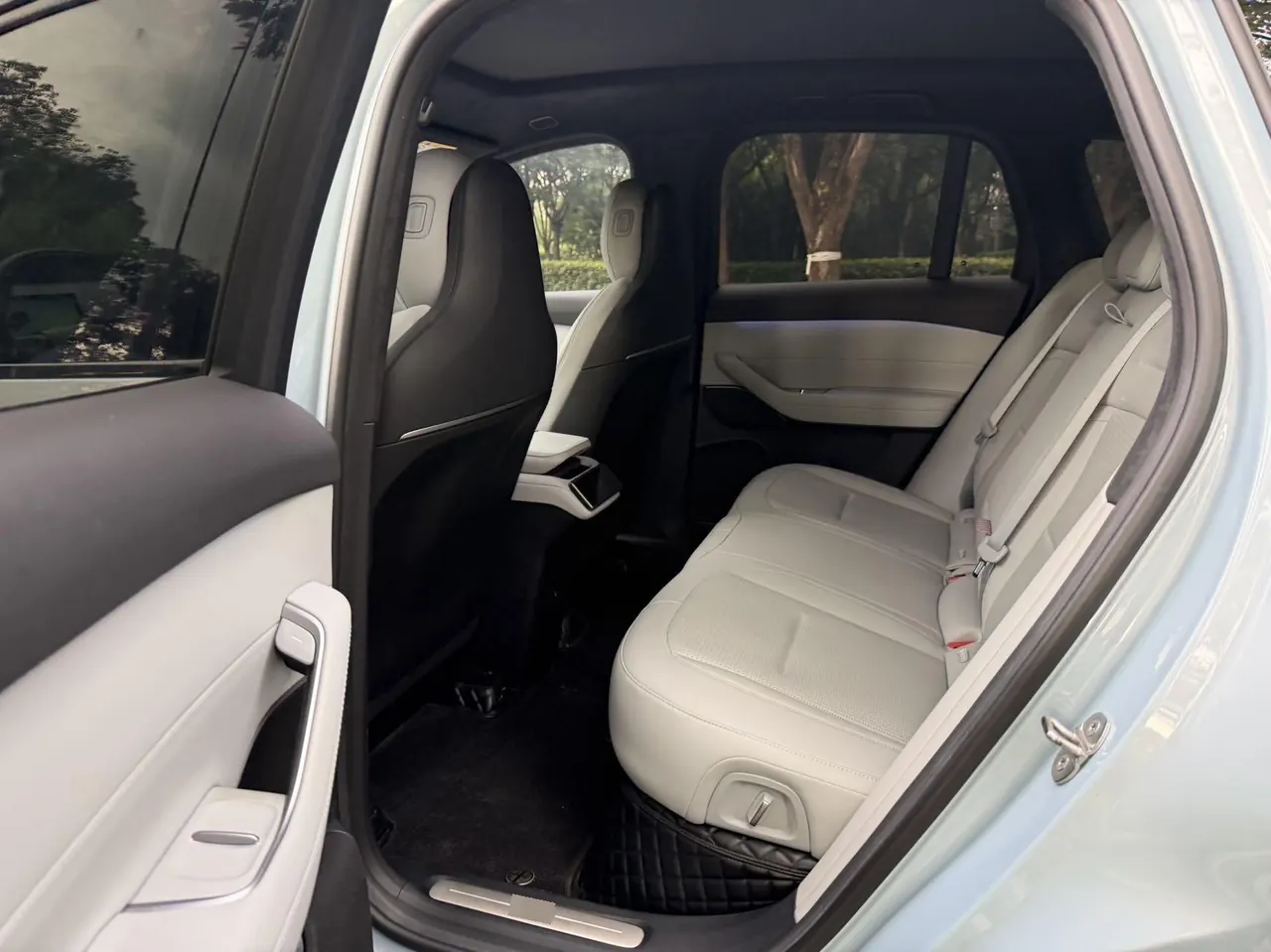 NIO 2024 ES6 75kWh automatic gear 7