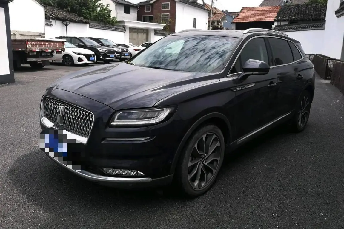 Open image lightbox: Lincoln 2021 Navigator 2.0T 4-wheel Drive Elegant Edition Automatic Gear