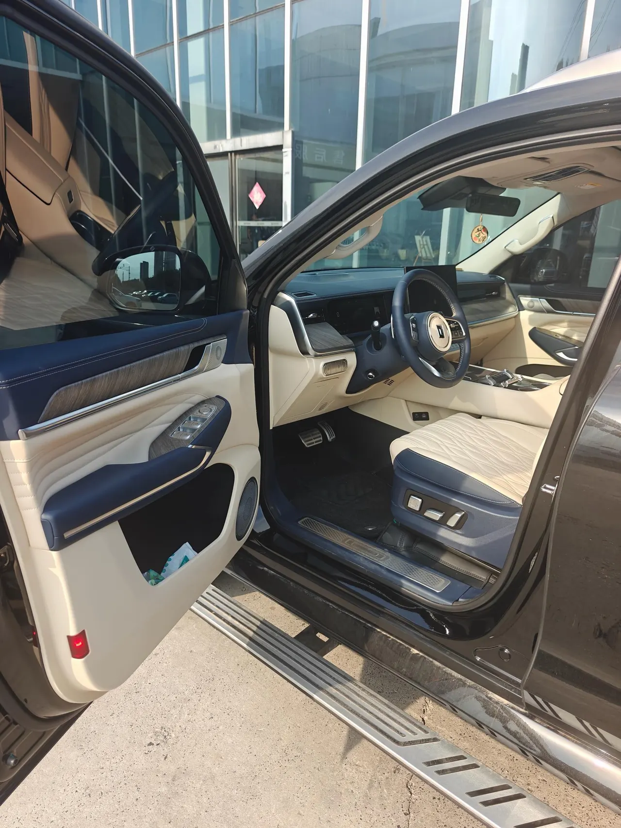 Tank 500 New Energy 2026 Model Tank 500 Hi4-T 2.0T Smart Enjoyment Version Automatic Transmission 7