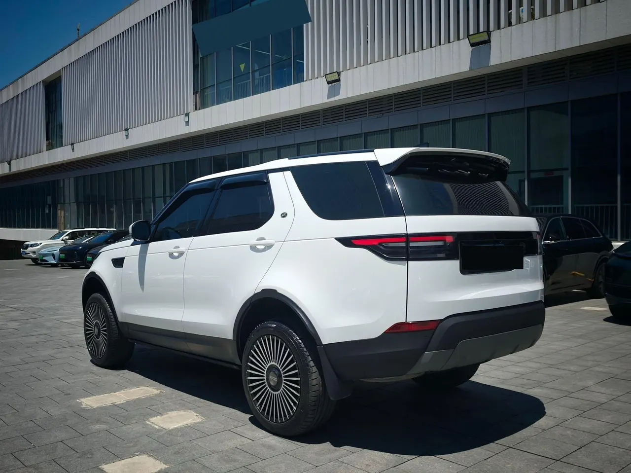 Land Rover Discovery (Imported) 2020 Discovery 53.0 T V6 SE Automatic Gear 10