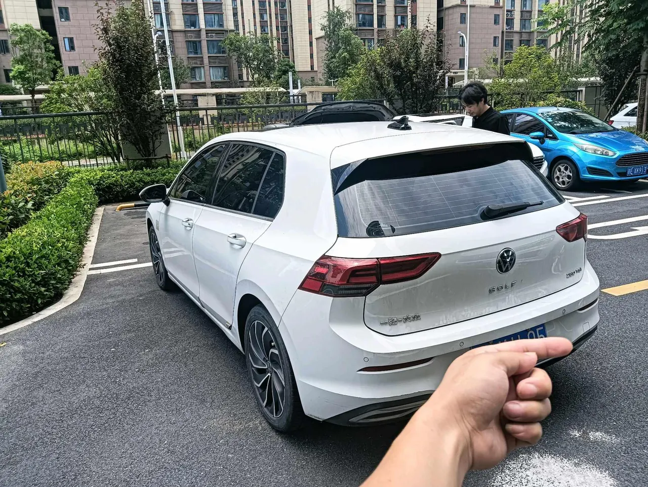 Volkswagen 2021 Golf 8 PRO 1.4TSI 280TSI First Edition Automatic 3