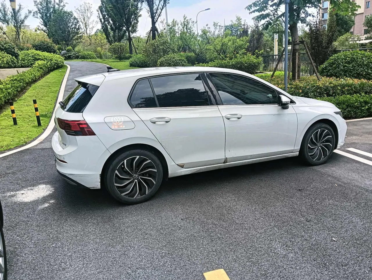 Volkswagen 2021 Golf 8 PRO 1.4TSI 280TSI First Edition Automatic 6