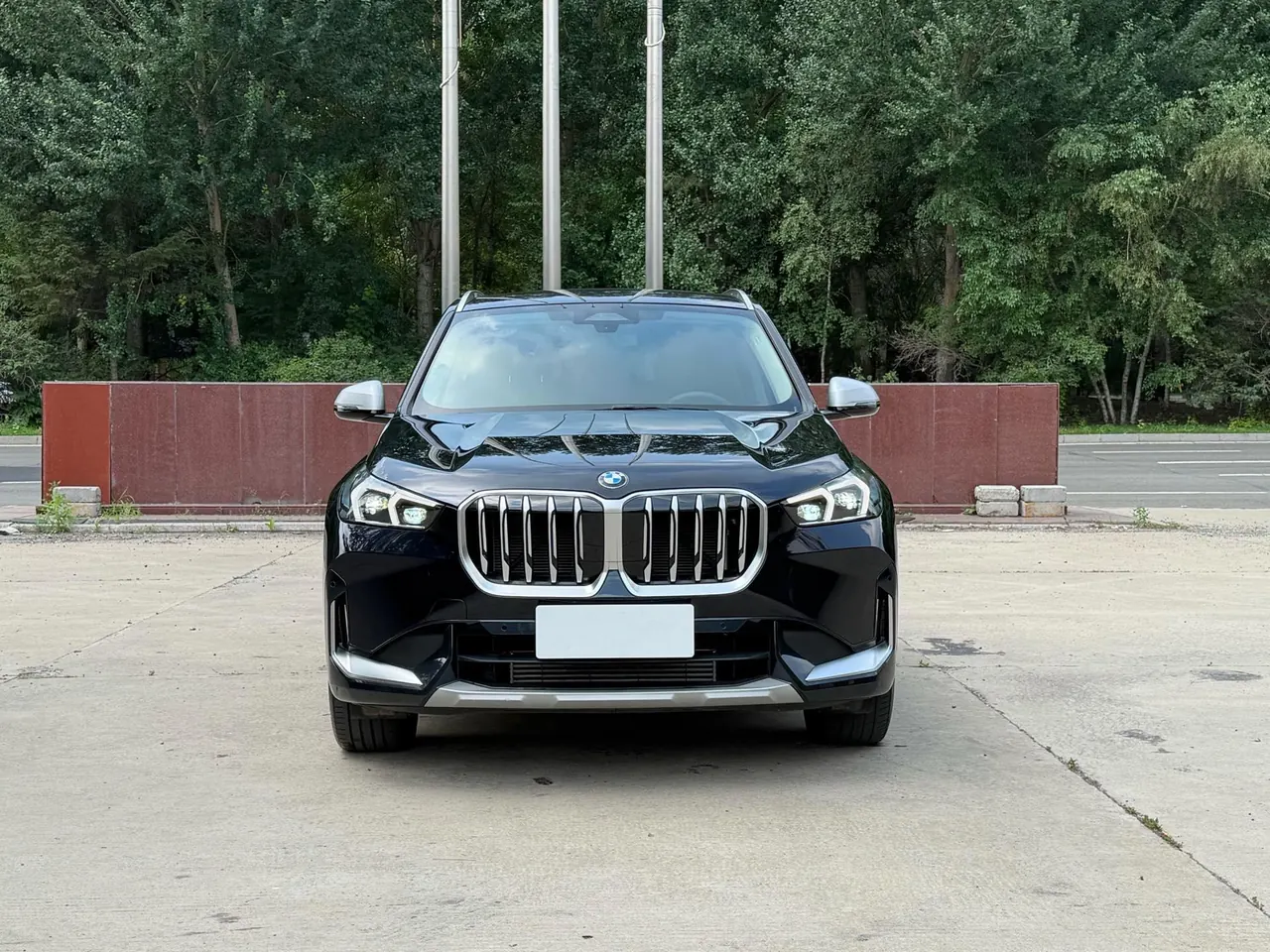 BMW 2023 X1 sDrive20Li 1.5T X Design Package Automatic Transmission 2