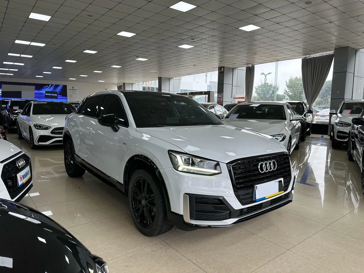 Audi 2021 Q2L 1.4TFSI 35TFSI Aggressive Dynamic Automatic 3