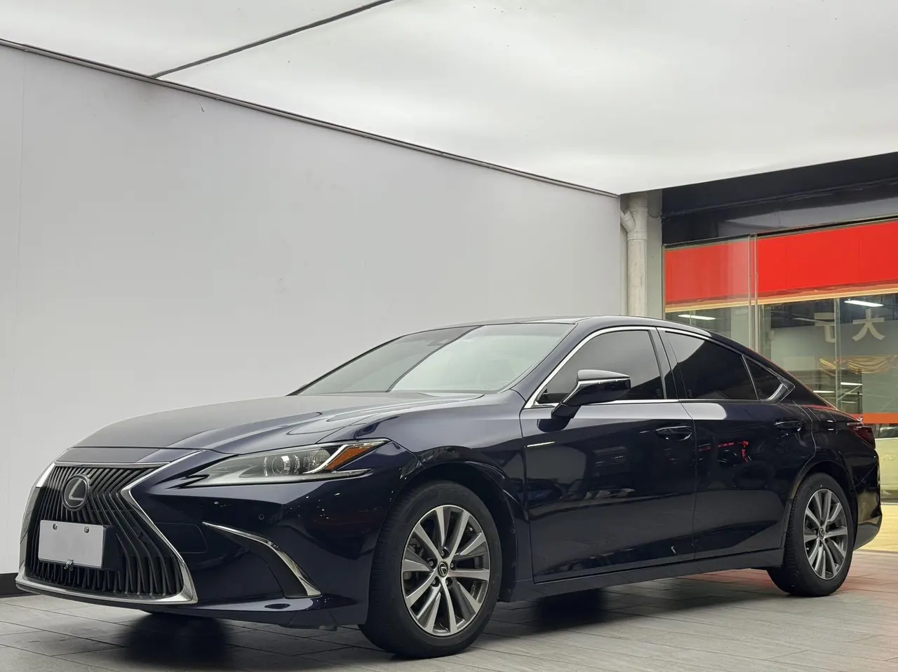 Lexus ES (Imported) 2020 ES260 2.5 Excellence Automatic Gear - View 1