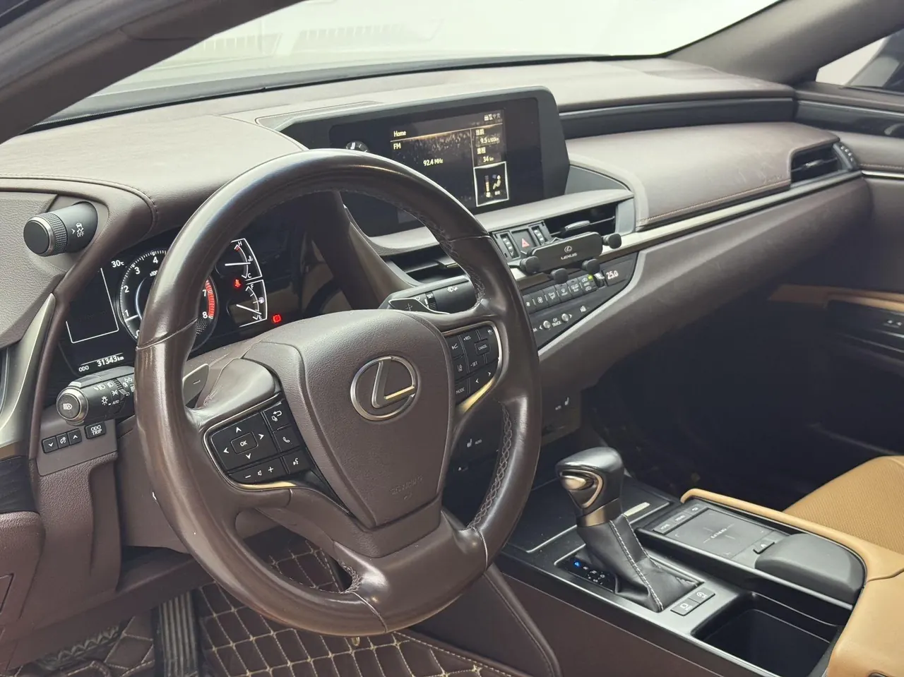 Lexus ES (Imported) 2020 ES260 2.5 Excellence Automatic Gear 5