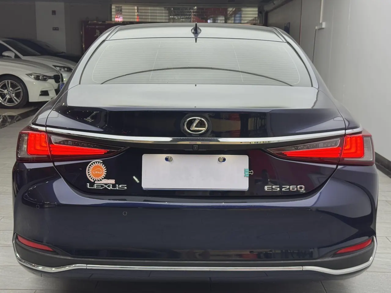 Lexus ES (Imported) 2020 ES260 2.5 Excellence Automatic Gear 9
