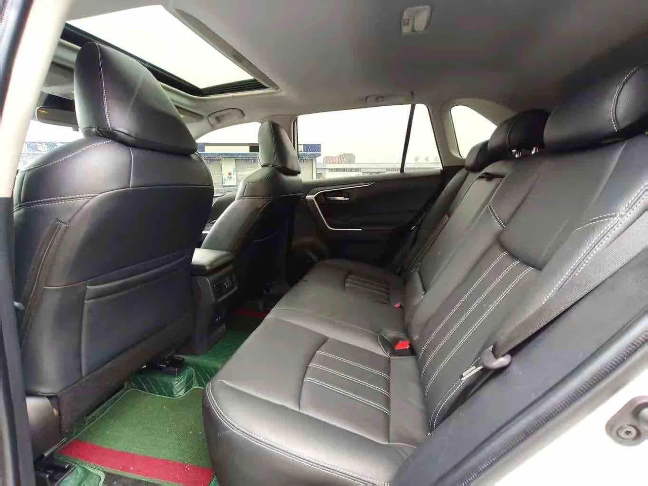 Toyota 2021 RAV4 Rongbo 2.0 Stepless Two-Drive Fashion PLUS Edition Automatic Gear 6