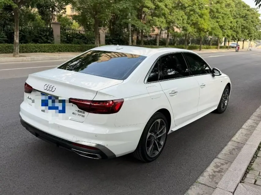 Audi 2020 A4L 2.0TFSI 40TFSI Fashion Dynamic Automatic 5