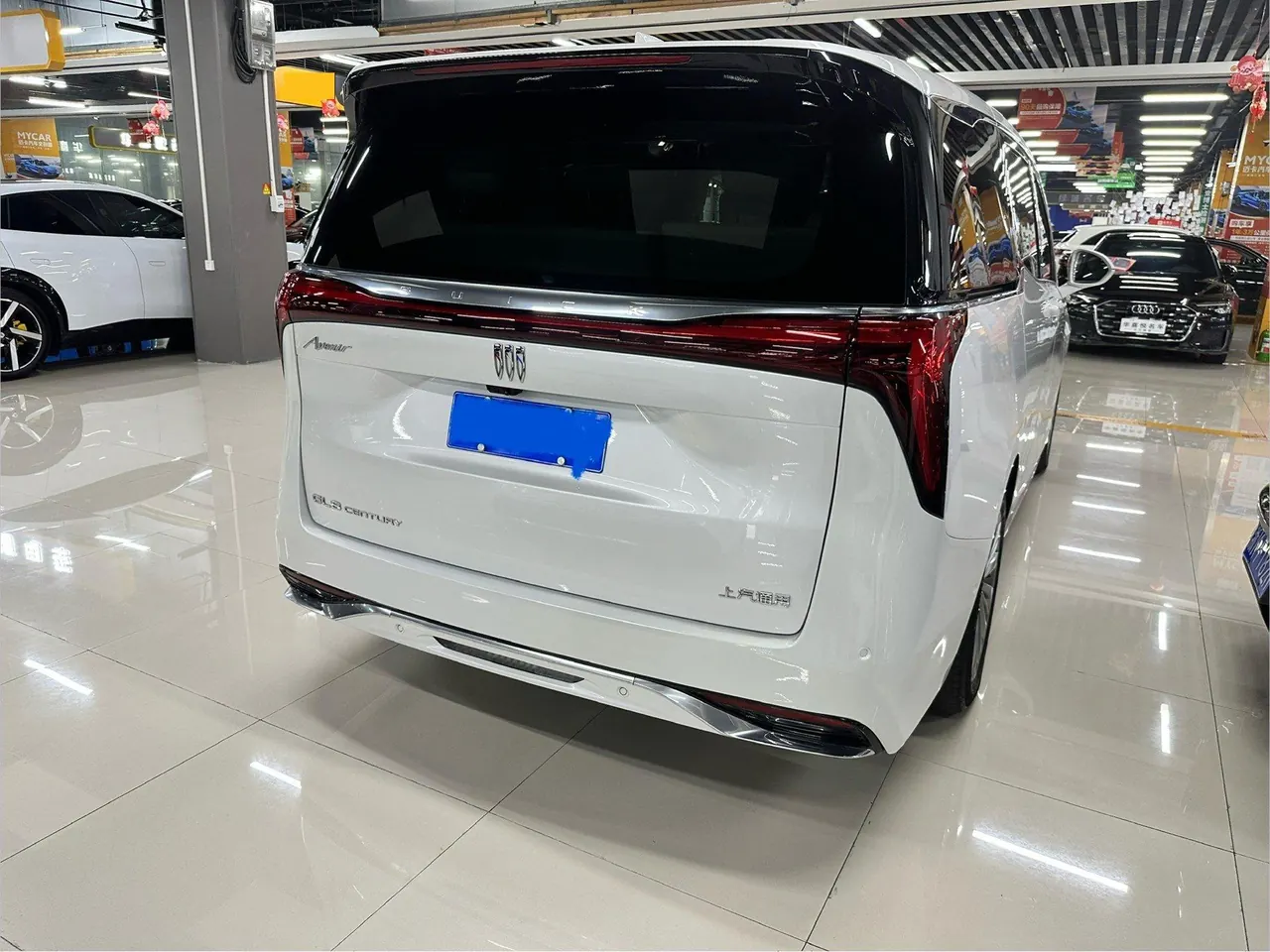 Buick 2023 Century 48V 2.0T Yunshi Edition 7-seat Automatic Gear 5