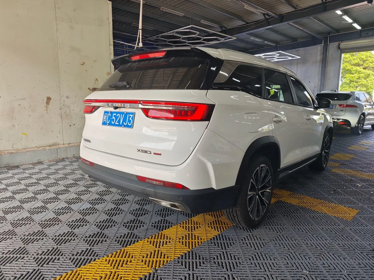 Jetour 2024 X90 PRO 2.0T to Zhen Edition 5-seat Automatic Gear 4