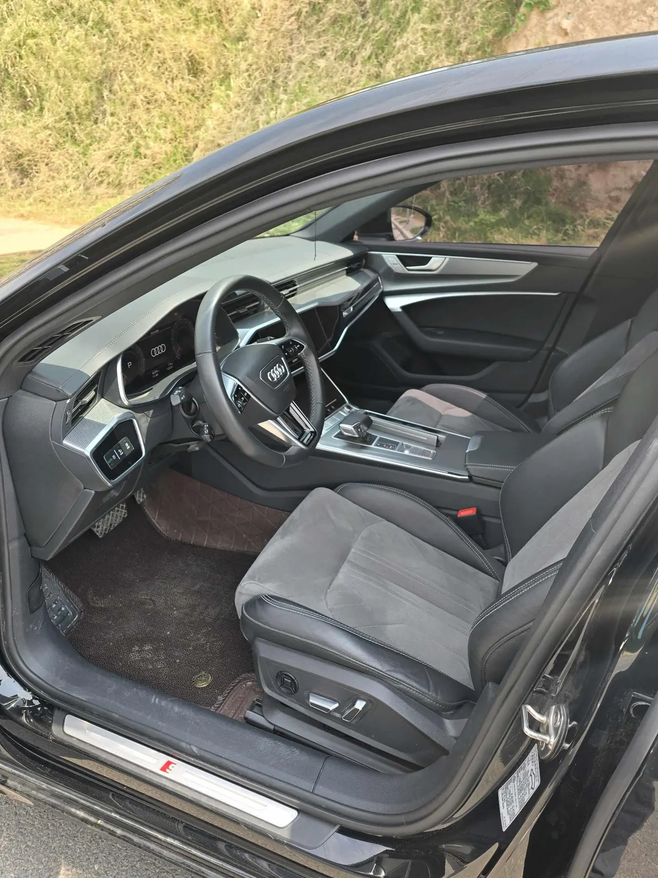 Audi 2024 A6L 2.0TFSI 45TFSI Selected Dynamic Automatic 5