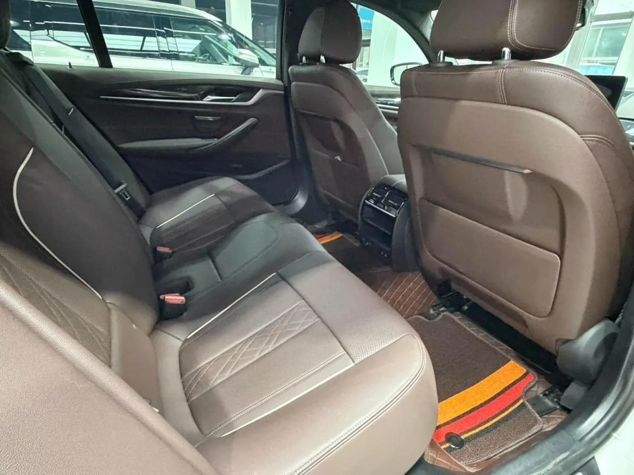 BMW 5 Series 2022 525Li 2.0T M Sports Suit (Change 2) Automatic Gear 10