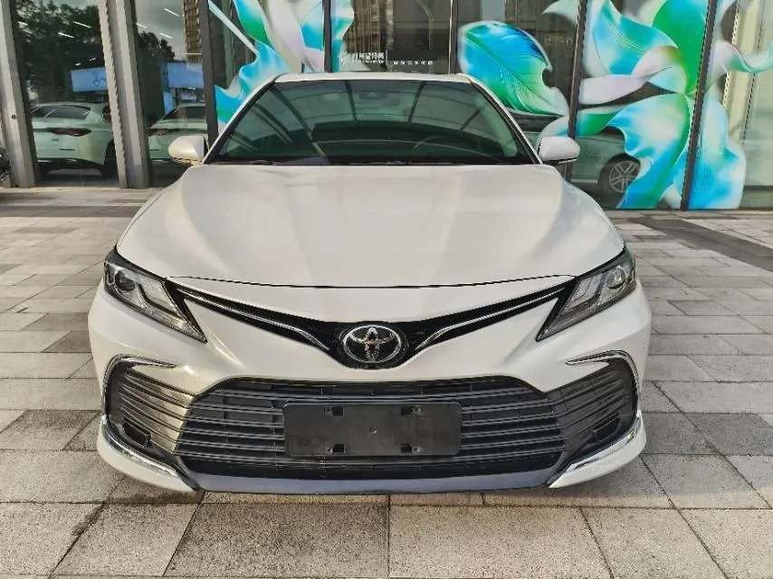 Toyota 2021 Camry 2.0G Stepless Deluxe Edition Automatic Gear 2
