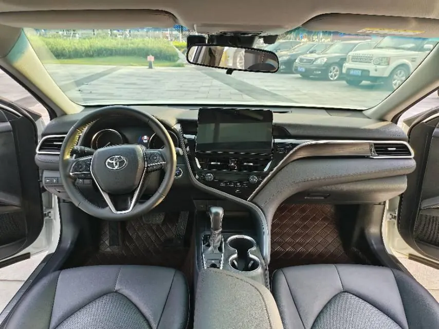 Toyota 2021 Camry 2.0G Stepless Deluxe Edition Automatic Gear 4