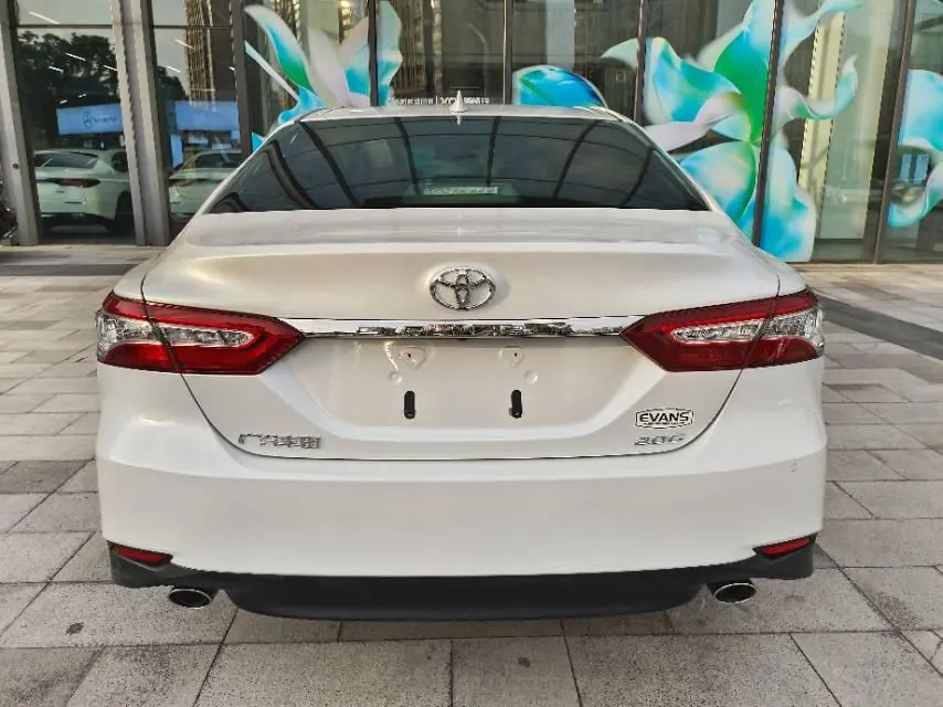 Toyota 2021 Camry 2.0G Stepless Deluxe Edition Automatic Gear 8