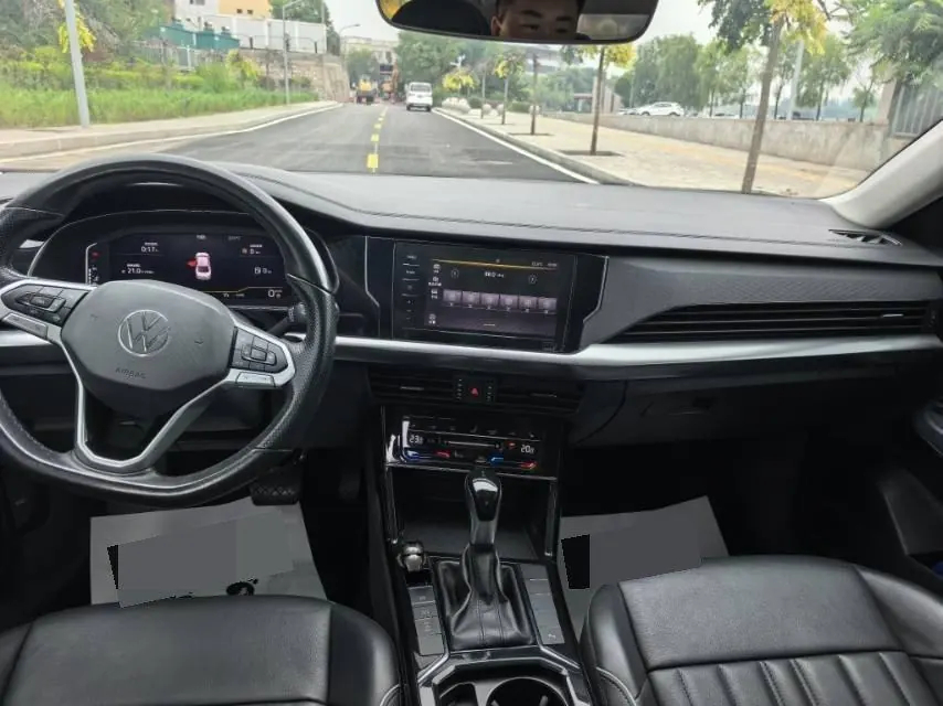 Volkswagen 2021 Passat 2.0TSI 330TSI Premium Edition Automatic Gear 6