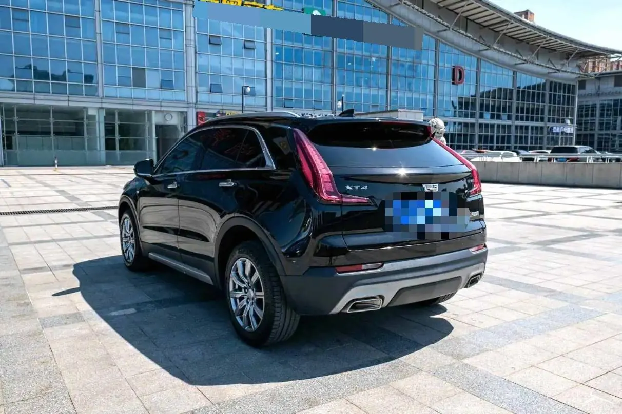 Cadillac 2020 XT4 2.0T 28T Two-Drive Leading Type (Modified) Automatic Gear 2