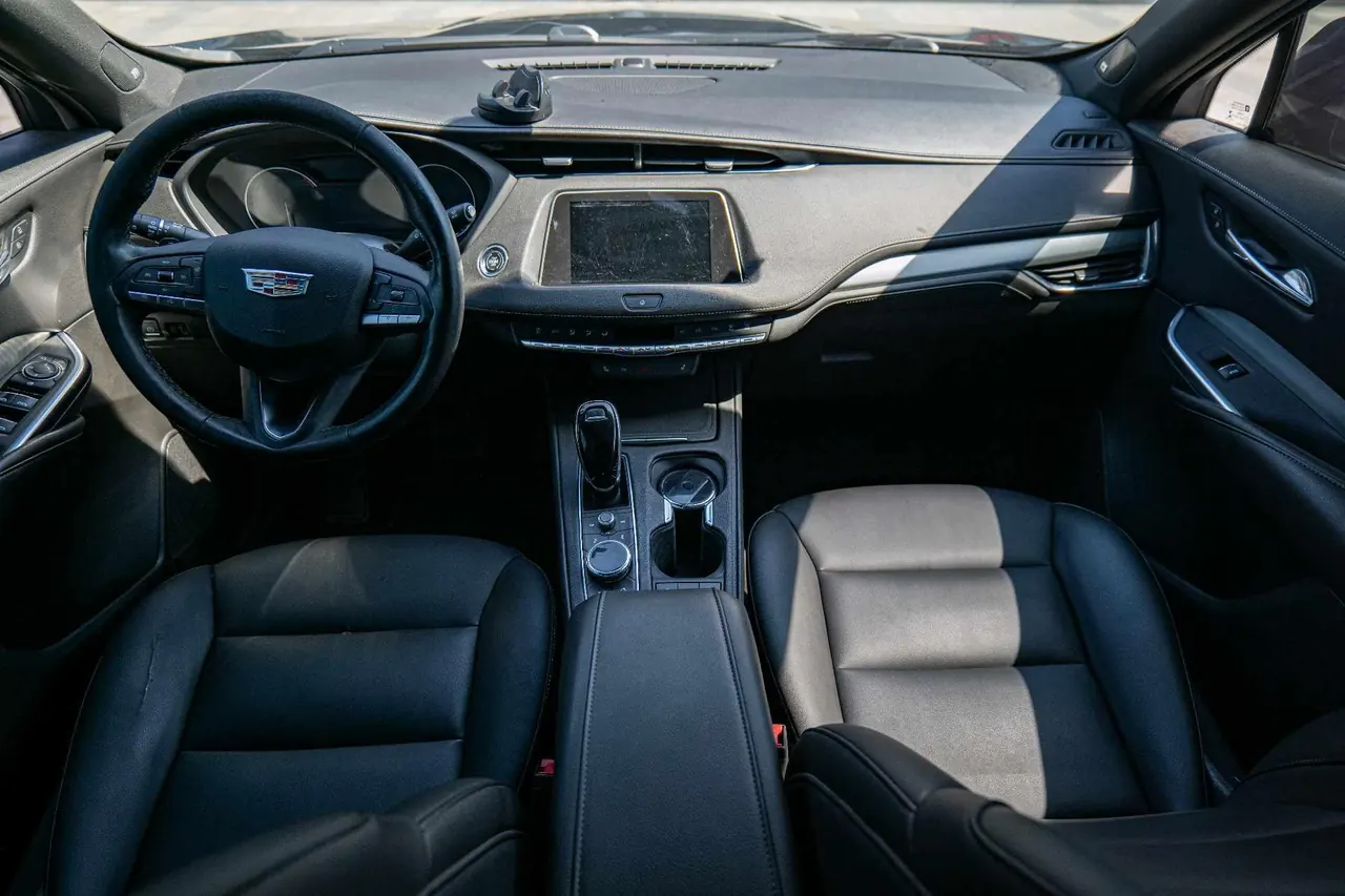 Cadillac 2020 XT4 2.0T 28T Two-Drive Leading Type (Modified) Automatic Gear 3