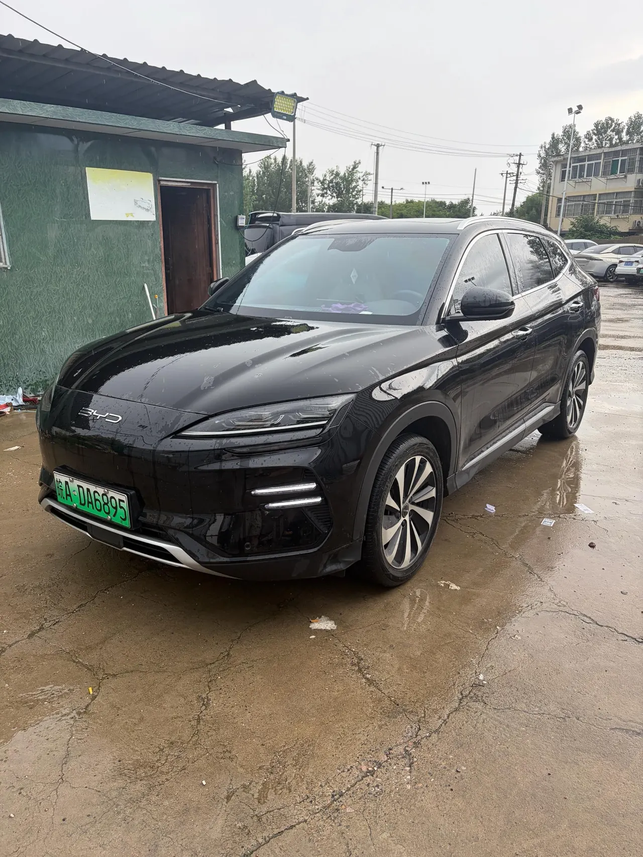 Open image lightbox: BYD 2023 Song PLUS EV Champion Edition 520KM Luxury Automatic Gear