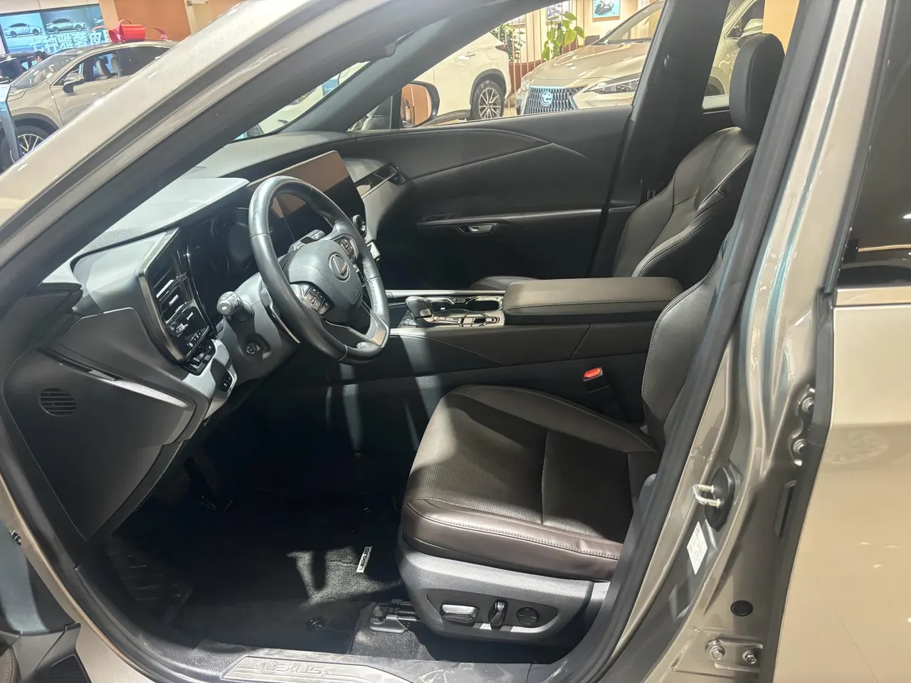 Lexus RX (Imported) 2023 RX350h 2.5 Stepless Four-wheel Drive Alcohol Edition Automatic Gear 4