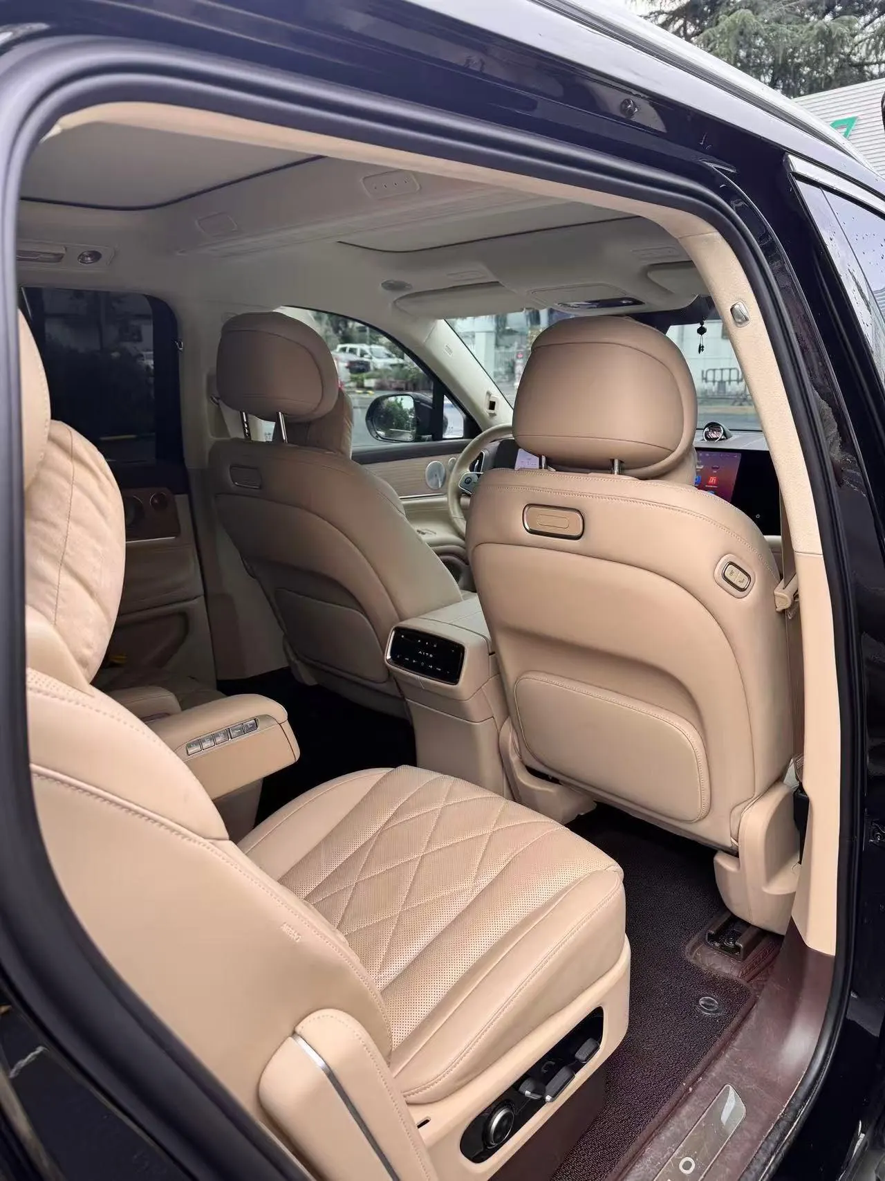 AITO 2024 AITO M9 EV Pure Electric Ultra Edition 100kWh5-seat Edition Automatic Gear 4