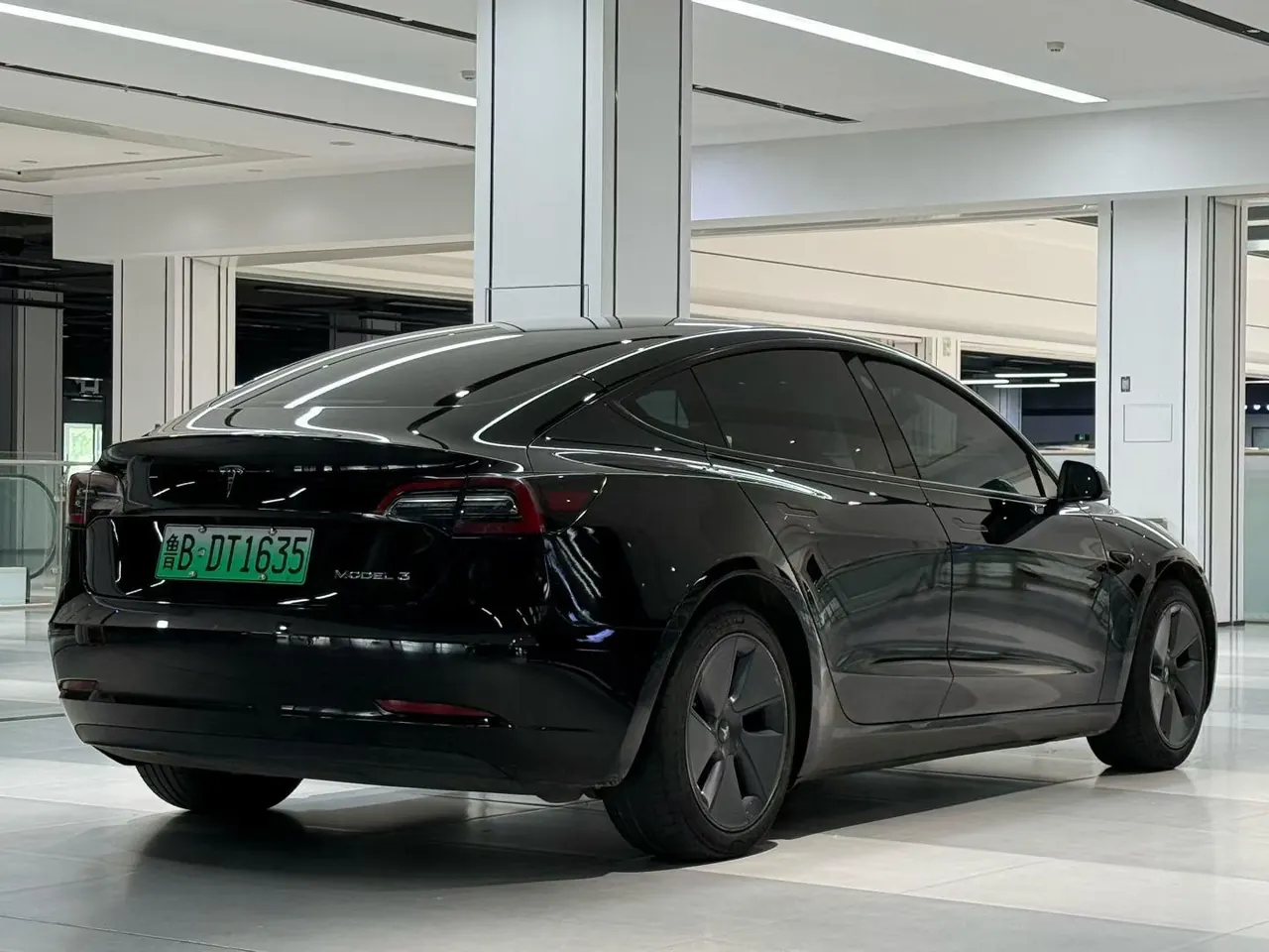 Tesla 2021 Model 3 Standard Endurance Rear Drive Upgraded Automatic Gear 7