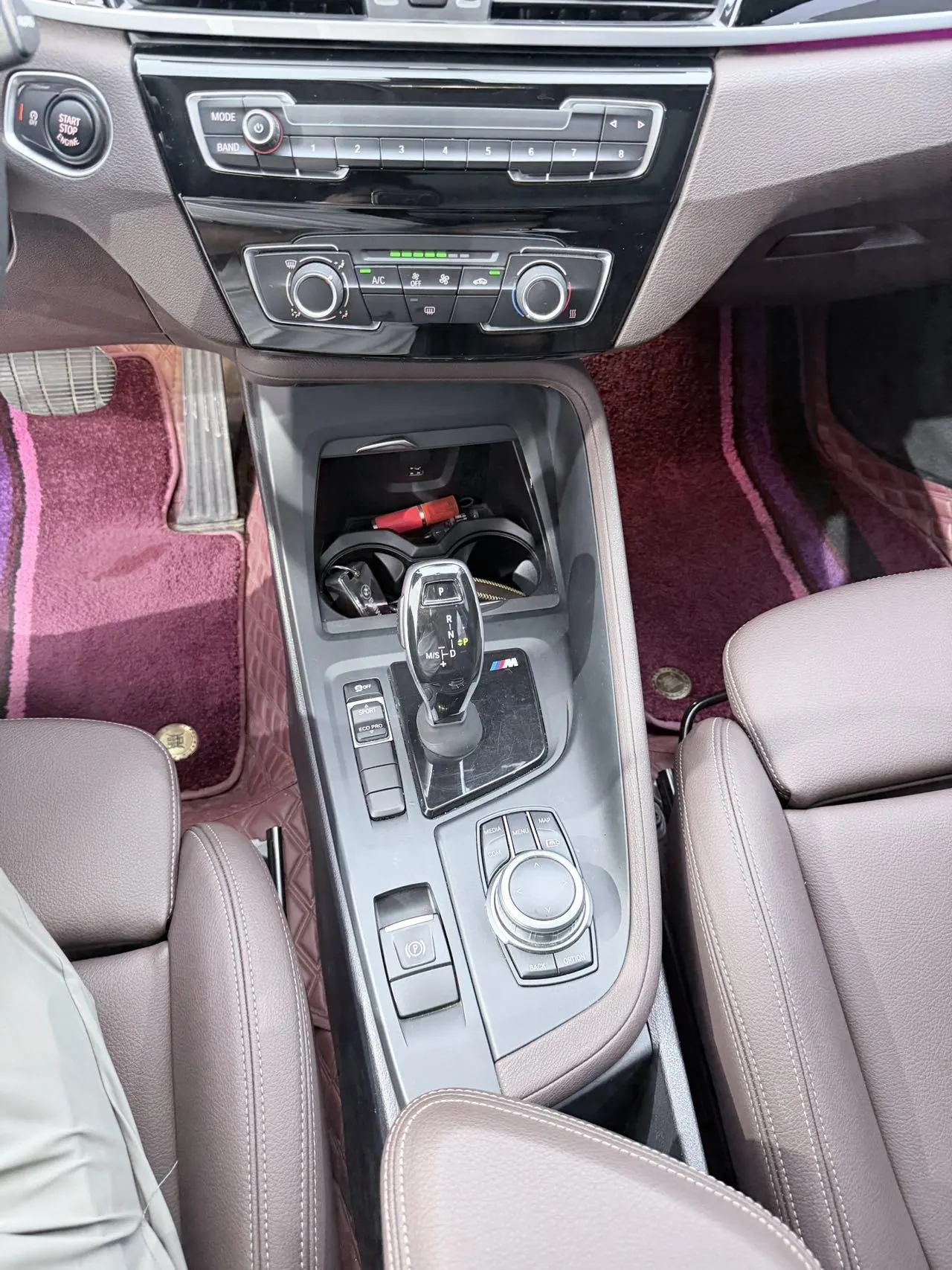 BMW 2021 X1 sDrive20Li 1.5T fashion automatic gear 11