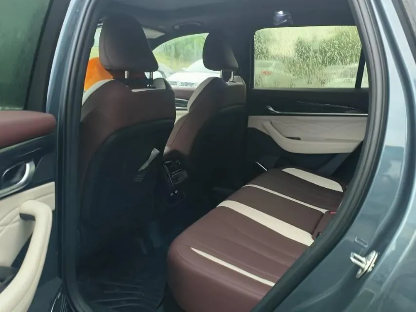 Geely 2023 Boyue L 2.0TD Flagship Automatic Gear 4