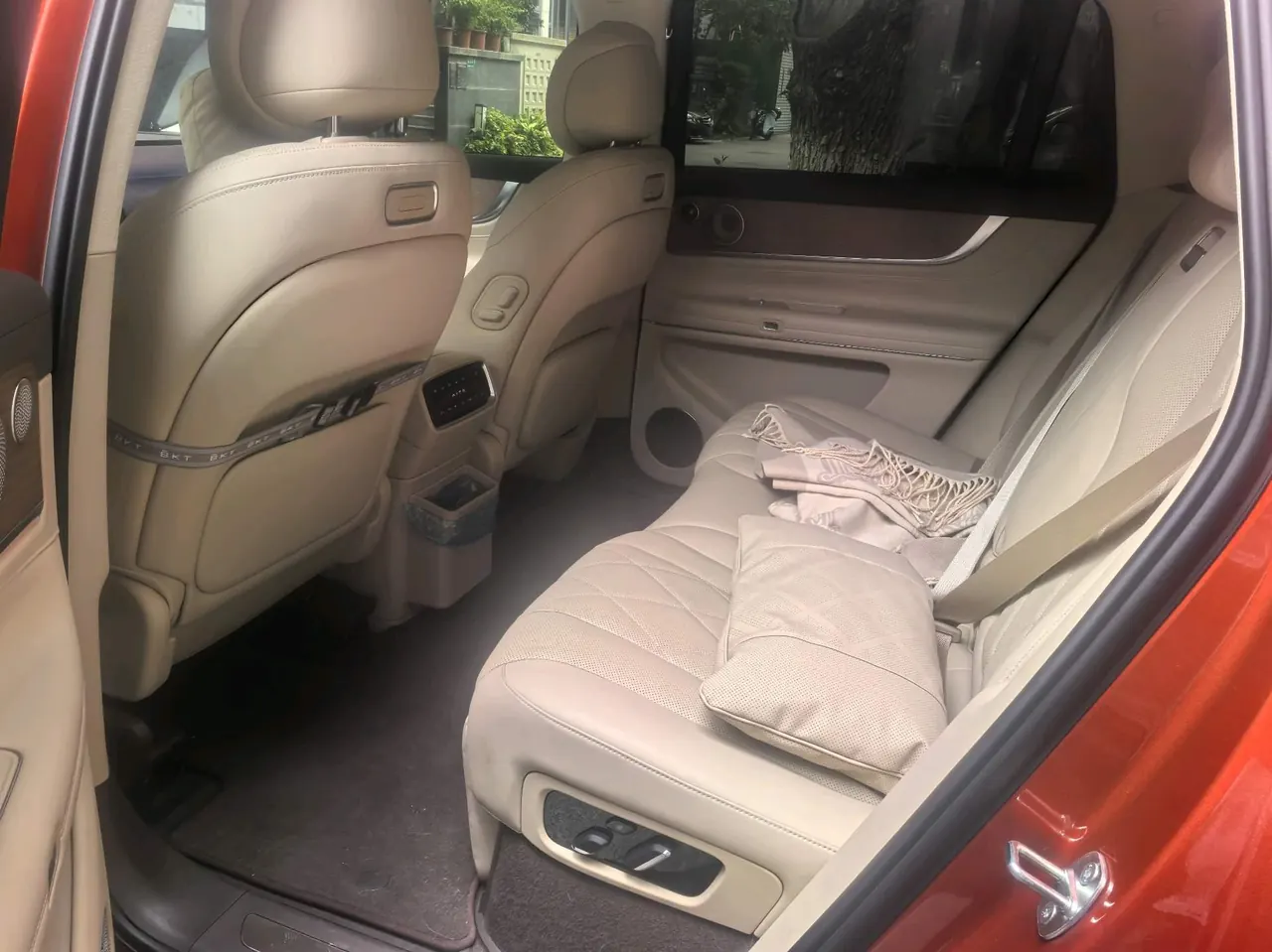 AITO 2024 AITO M9 extended range Ultra version 52kWh5 seat version automatic gear 5
