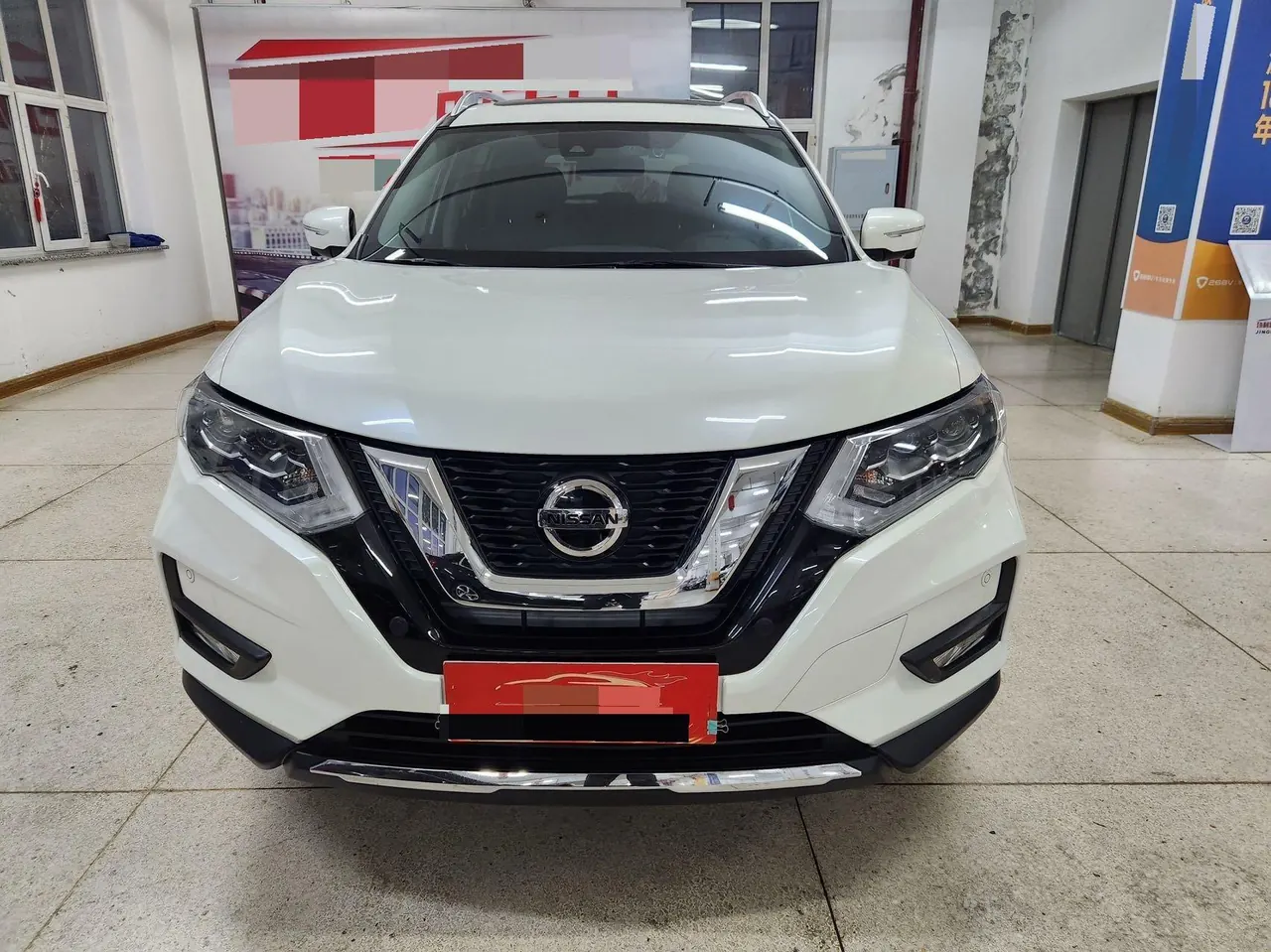 Nissan 2021 Qijun 2.5 stepless XL ITS four-wheel drive luxury pilot version automatic gear 3