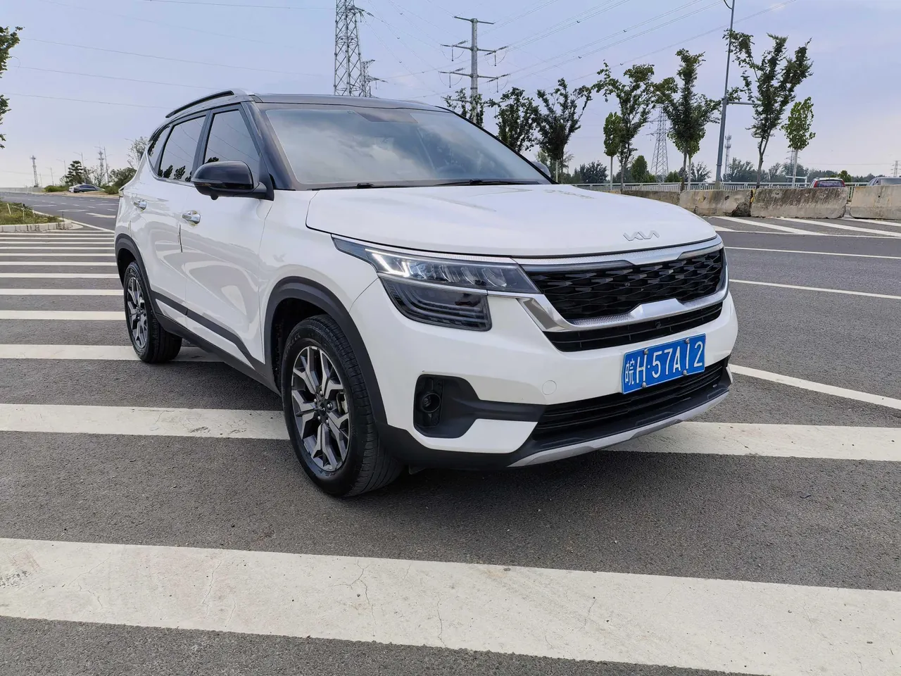 Kia 2021 KX3 (Aopao) 1.5 Stepless Trend Edition Automatic Gear 3
