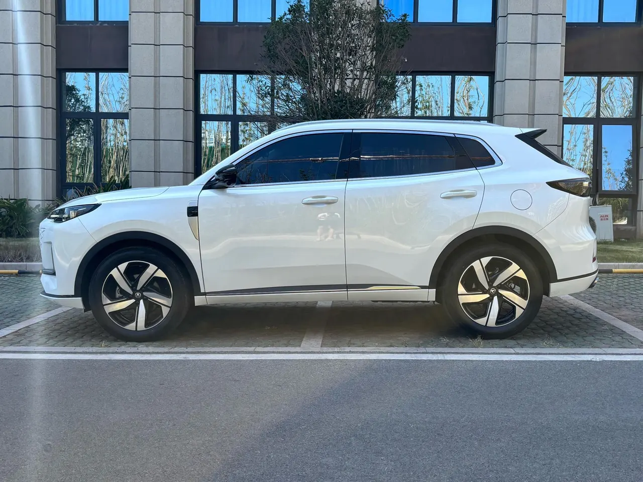 ChangAn 2024 CS55 PLUS 1.5T Honorable Automatic Gear 4