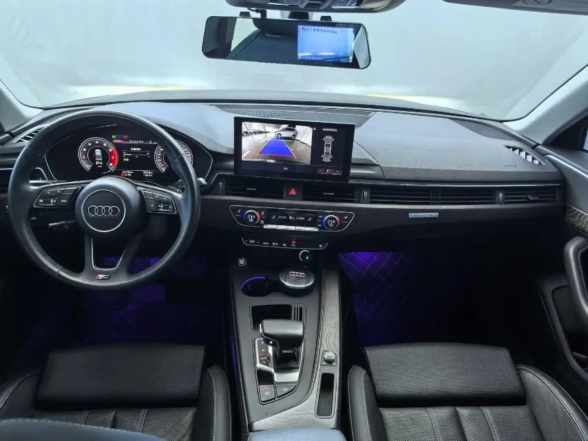 Audi 2020 A4L 2.0TFSI 40TFSI Deluxe Dynamic Automatic 4