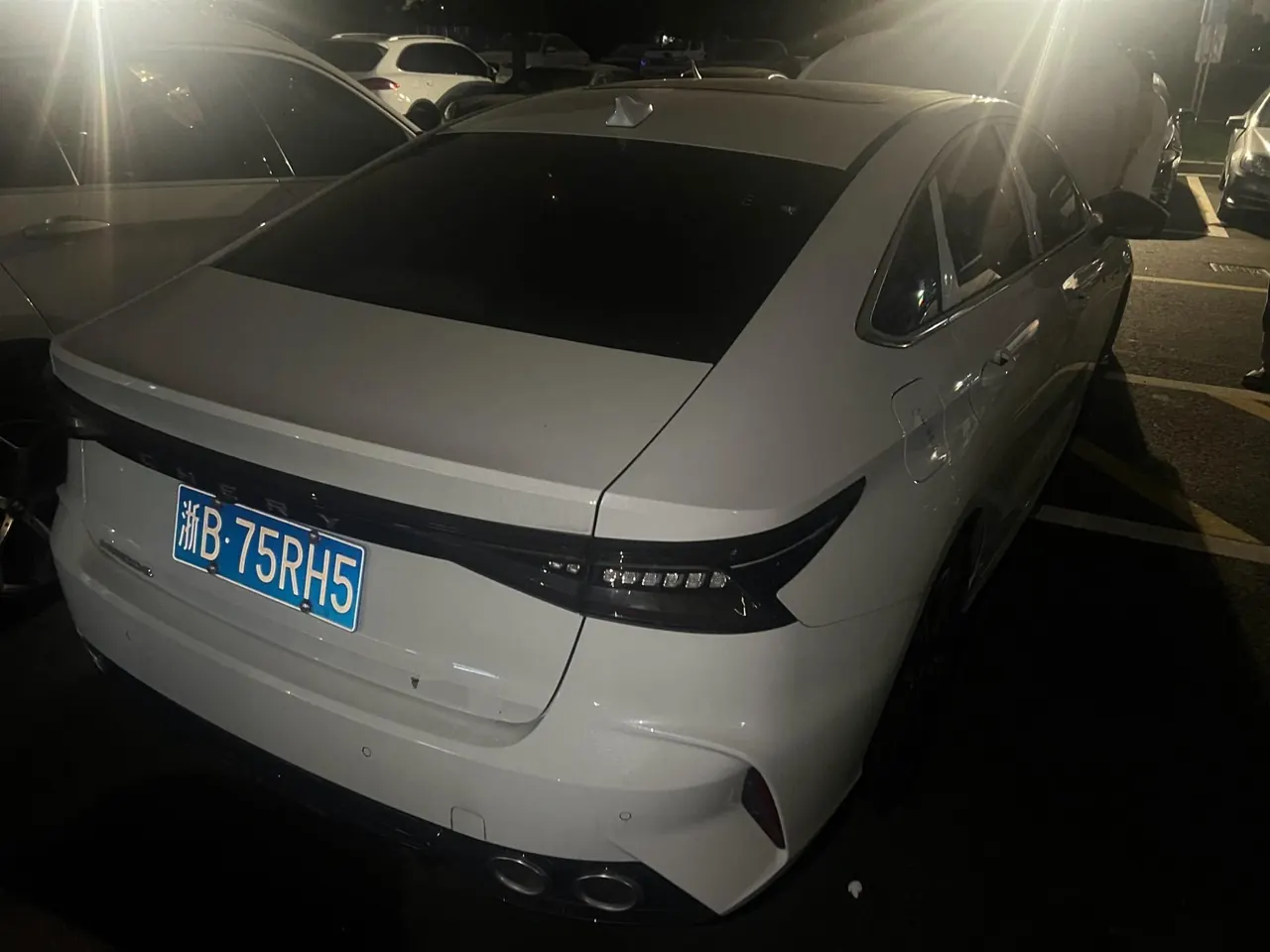 Chery 2024 Erez 8 1.6T Intelligent Automatic Gear 5