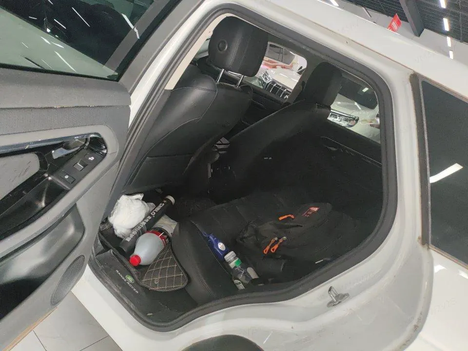 Land Rover 2020 Range Rover Aurora 48V 2.0T 249PS Youth Edition Automatic Gear 4