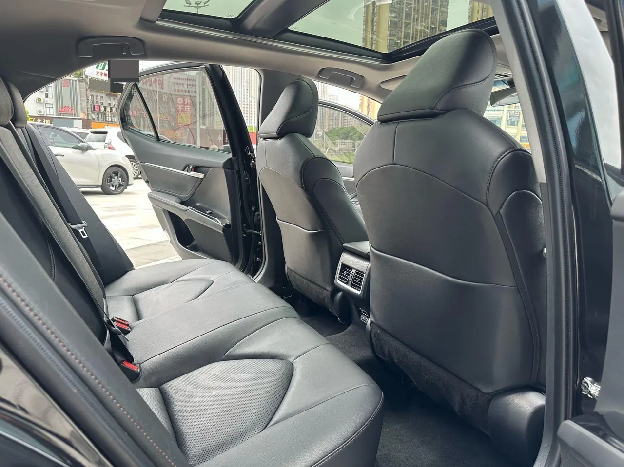 Toyota 2023 Camry 2.5G Deluxe Edition Automatic Gear 6