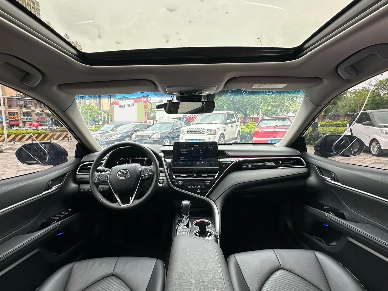 Toyota 2023 Camry 2.5G Deluxe Edition Automatic Gear 8