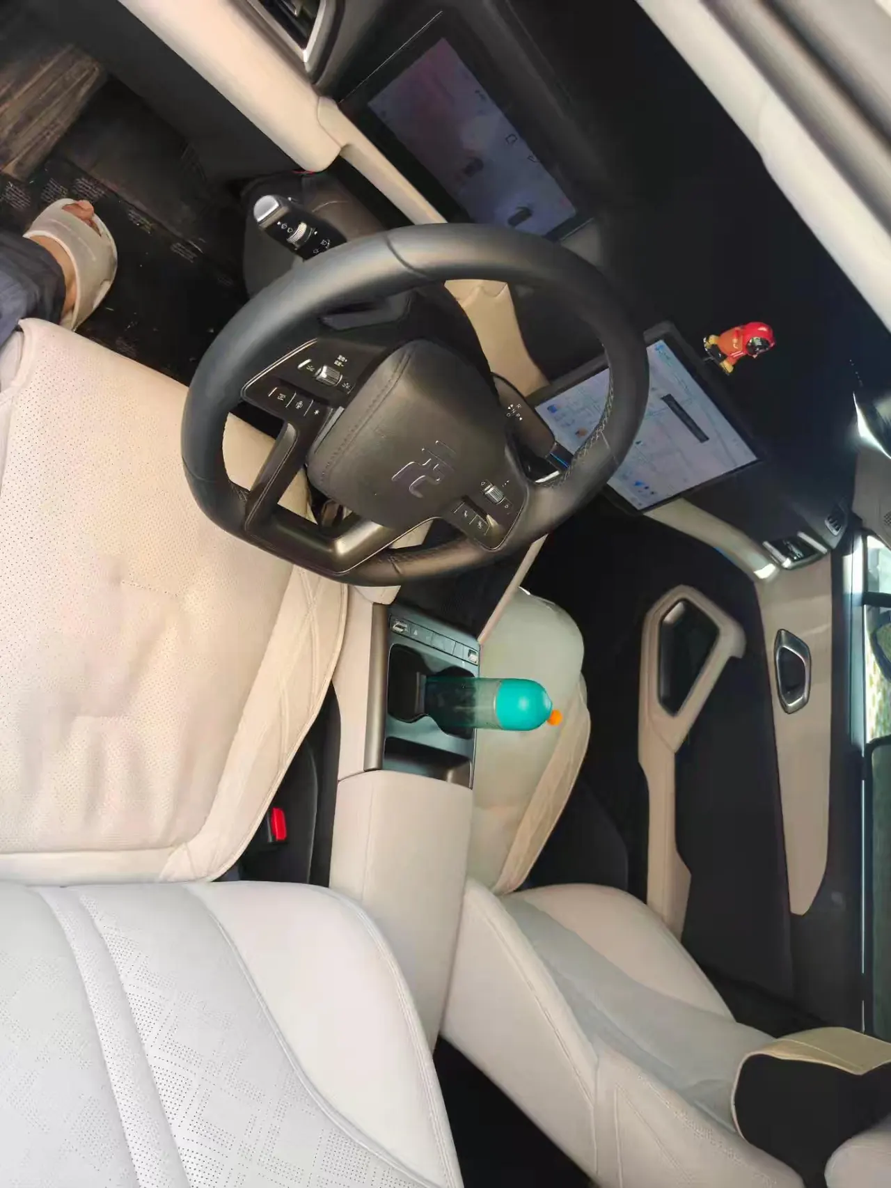 BYD 2025 Yuan UP Smart Driving 401KM Vital Automatic Gear 2