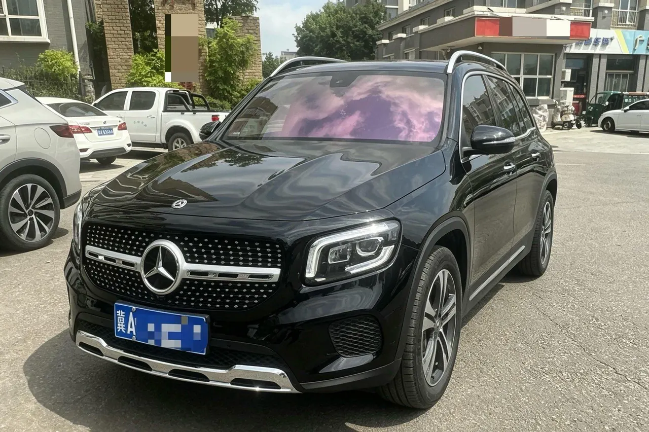 Mercedes Benz 2022 GLB 220 2.0T Fashion Automatic - View 1