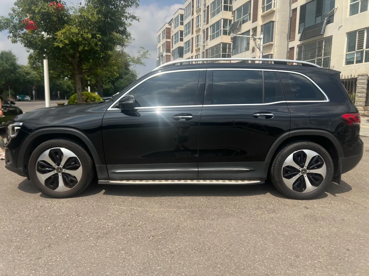 Mercedes Benz 2022 GLB 220 2.0T Fashion Automatic 3