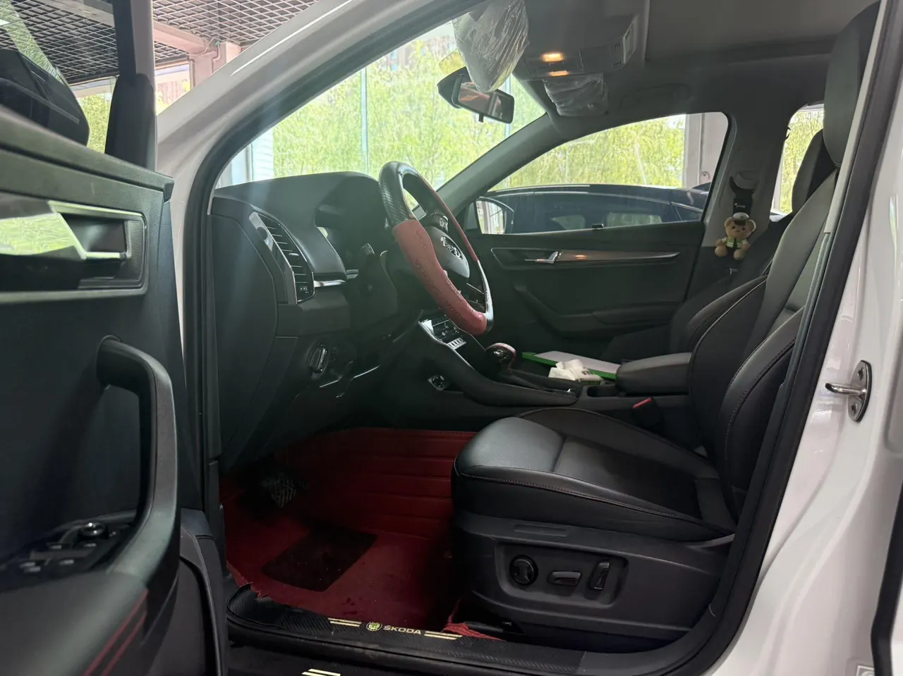Skoda 2023 Keluoke 1.4TSI TSI280 Premium Edition Automatic Gear 4
