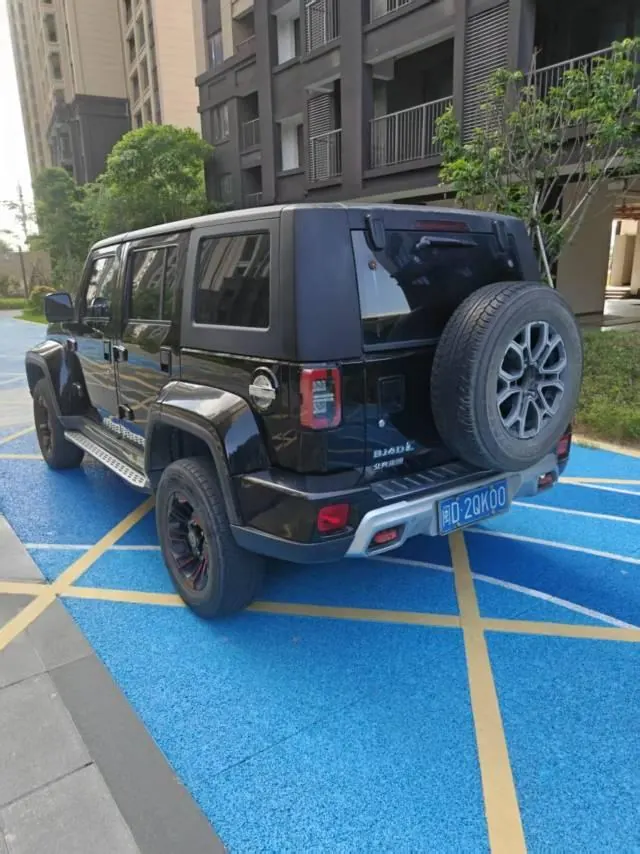 Beijing 2020 BJ40 2.0T 4WD City Hunter Edition Extreme Automatic Gear 5