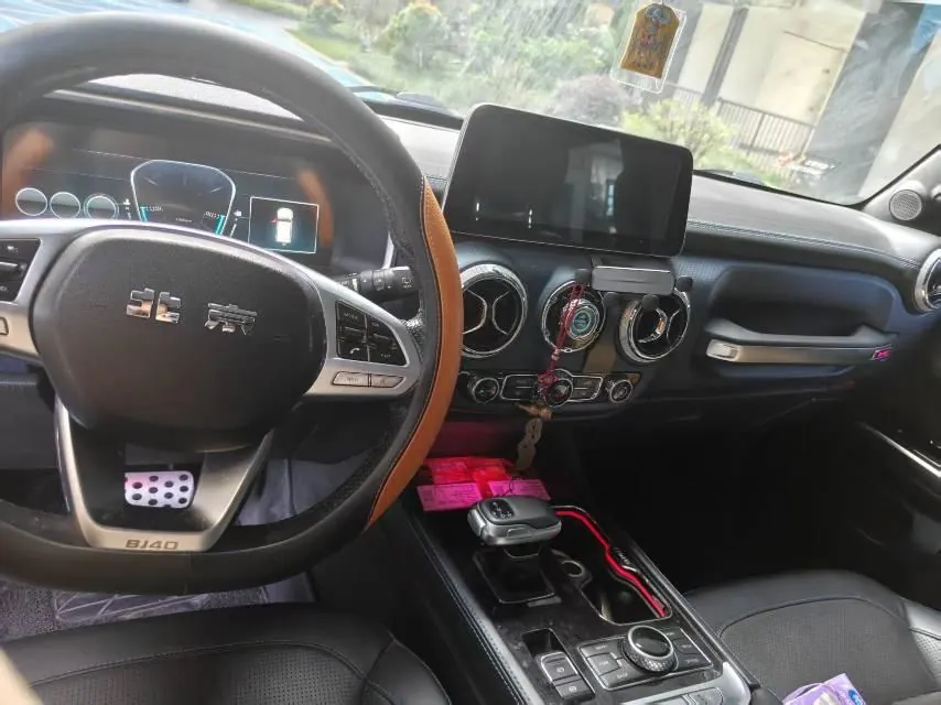 Beijing 2020 BJ40 2.0T 4WD City Hunter Edition Extreme Automatic Gear 7