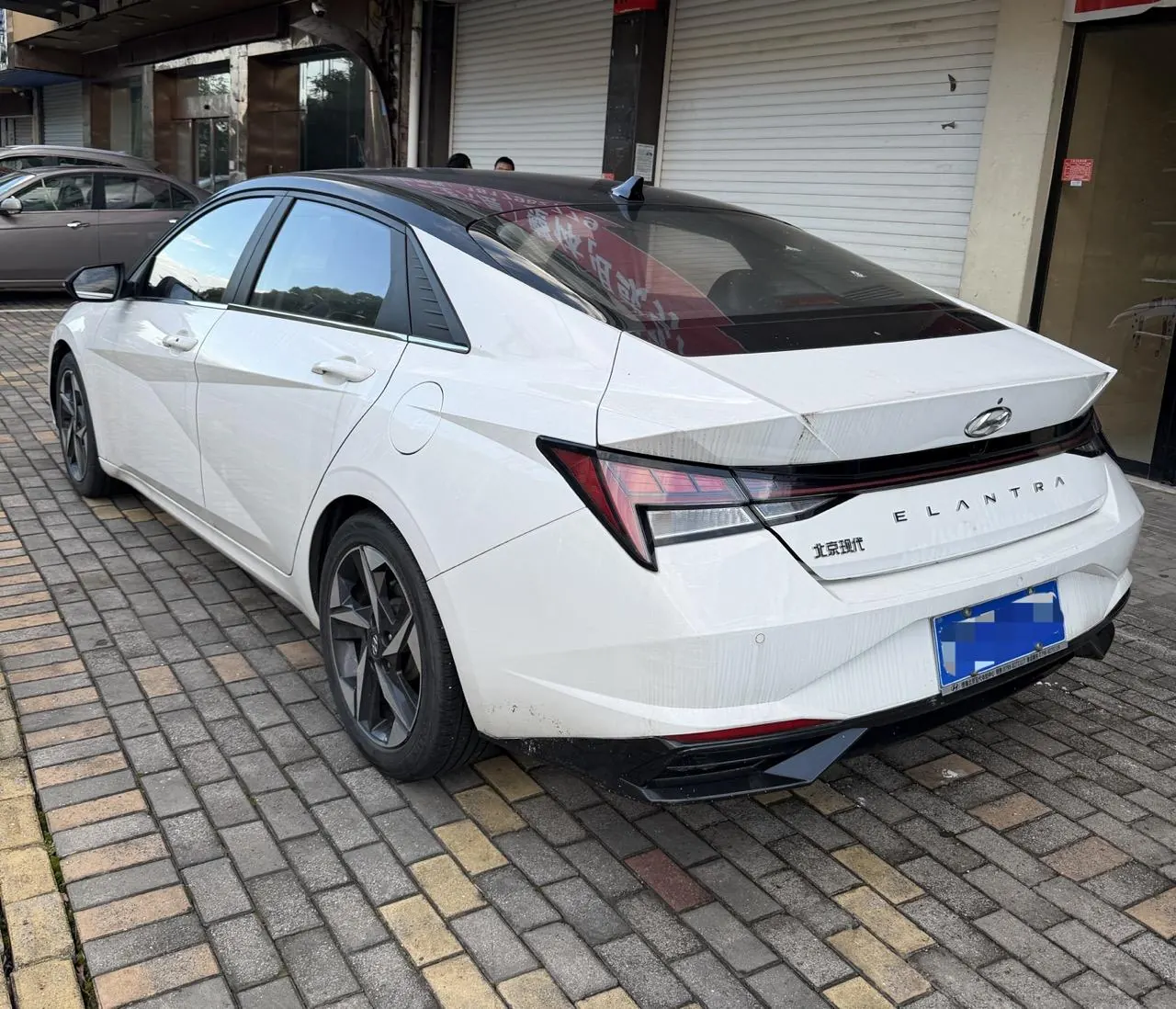 Hyundai 2022 Elantra -3-compartment 1.5 stepless LUX premium automatic gear 3