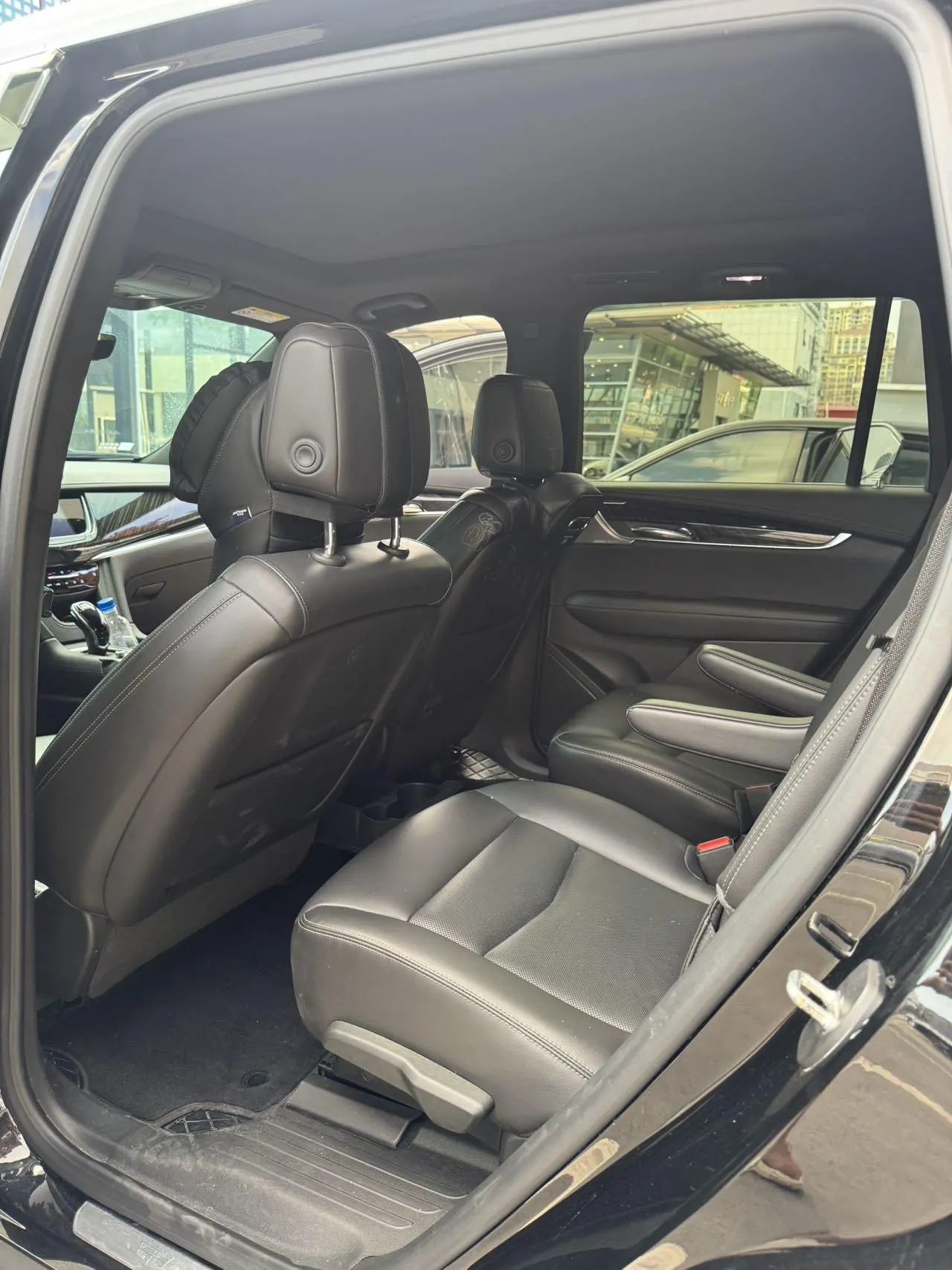 Cadillac 2022 XT6 48V 2.0T 6-seat four-wheel drive luxury automatic gear 3