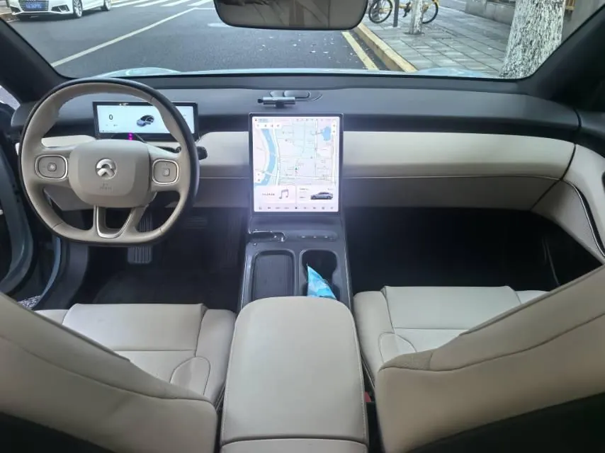 NIO 2022 ET5 75kWh automatic gear 7