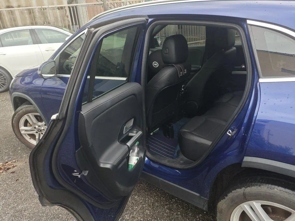 Mercedes Benz 2020 GLA 180 1.3T automatic gear 8
