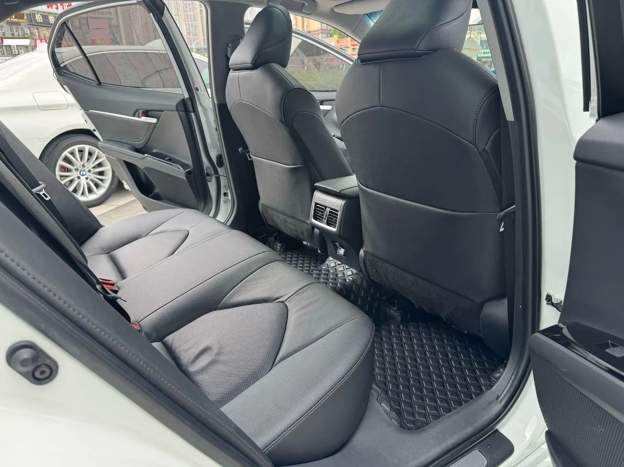 Toyota 2023 Camry 2.0G Stepless Deluxe Edition Automatic Gear 6