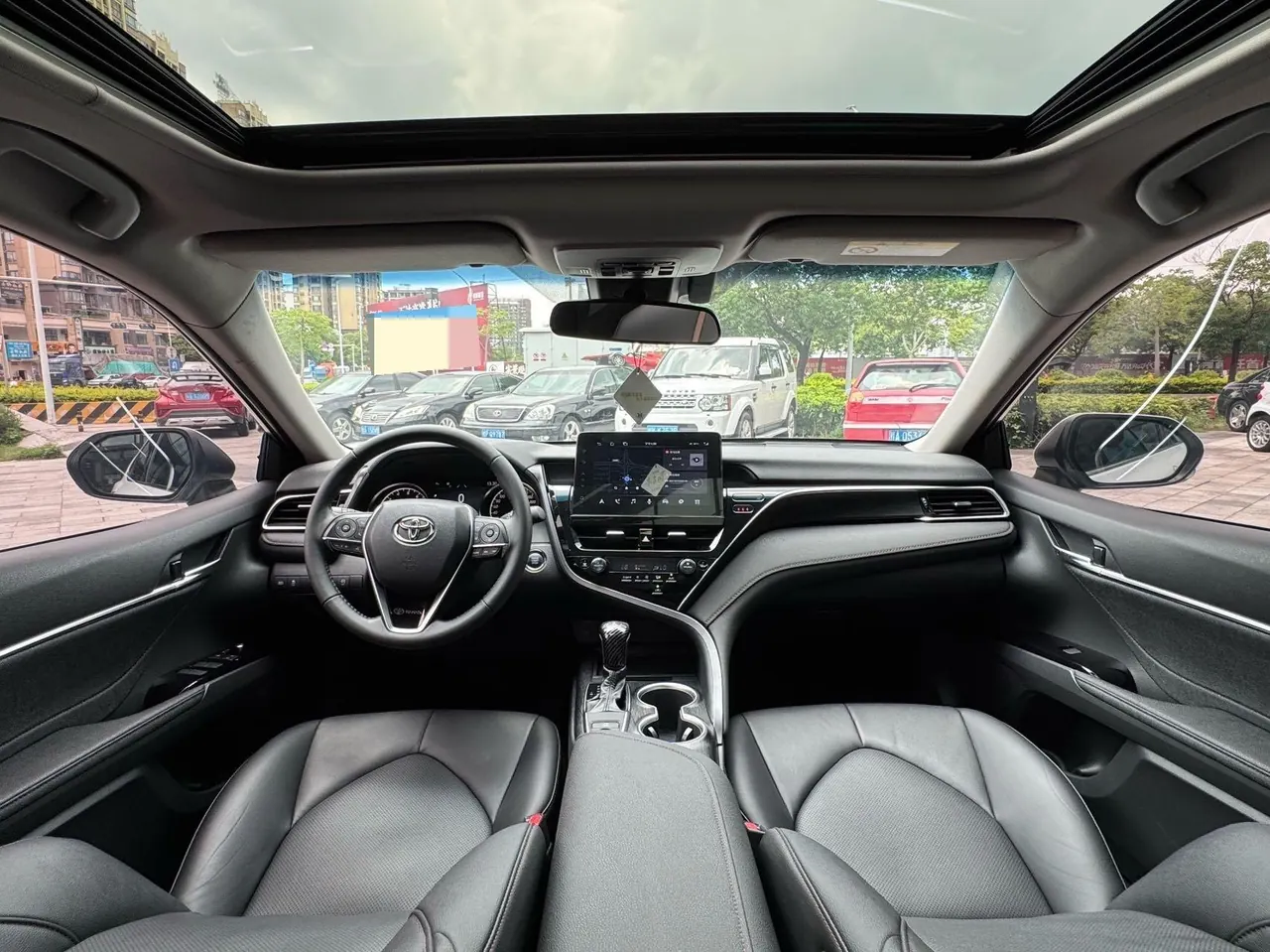 Toyota 2023 Camry 2.0G Stepless Deluxe Edition Automatic Gear 8